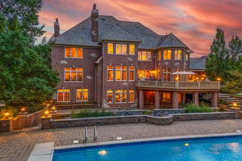 5 Jennifer Court Barrington IL 60010