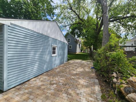 824 Hickory Street Waukegan IL 60085