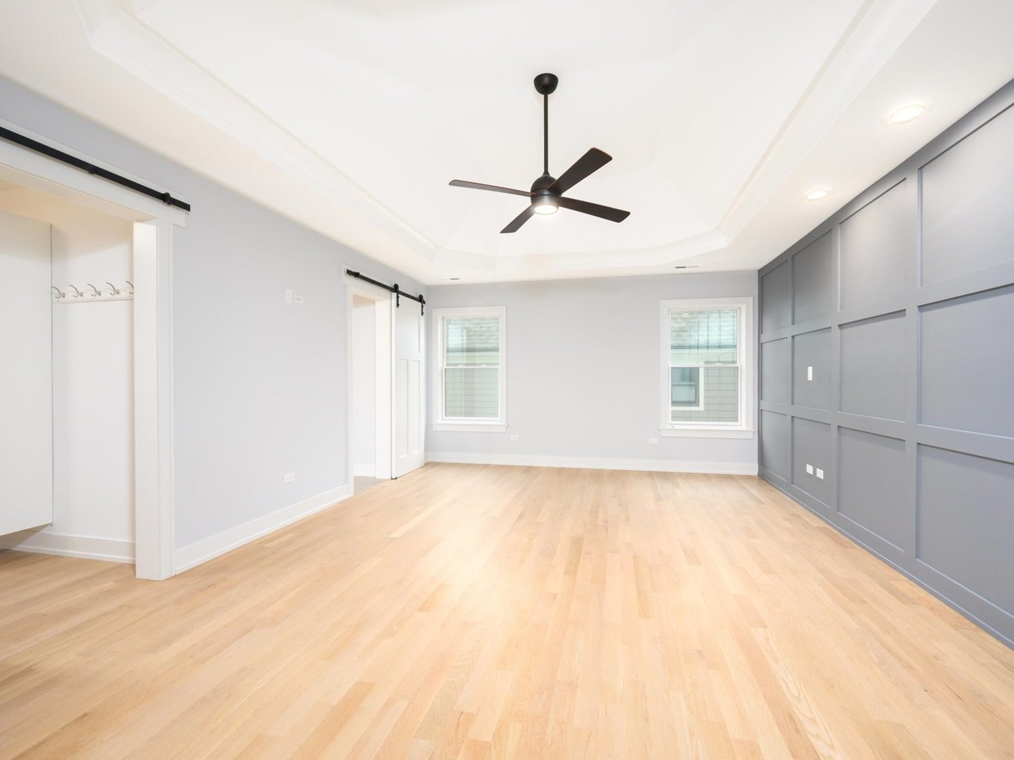 570 South Parkside Avenue Elmhurst IL 60126