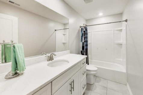 2879 Kessler Drive Mundelein IL 60060