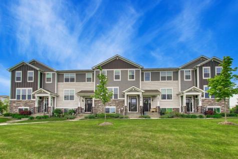 2879 Kessler Drive Mundelein IL 60060