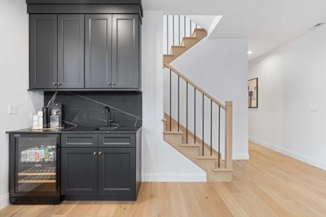 1879 North Hoyne Avenue Chicago IL 60647