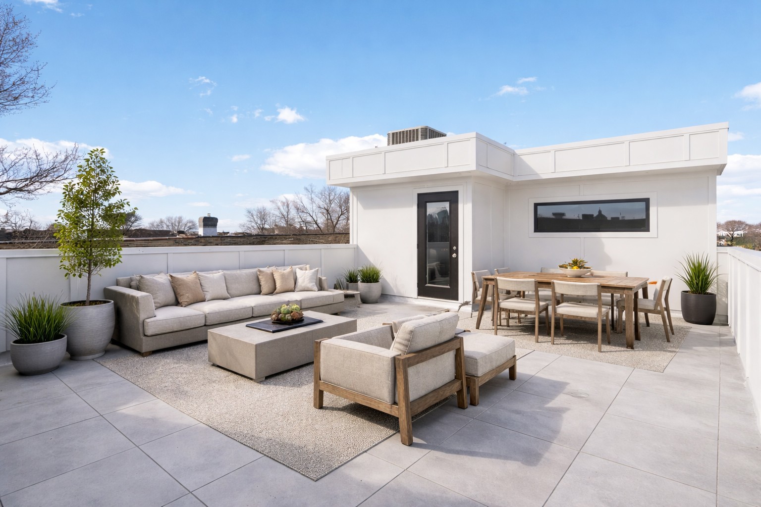 1879 North Hoyne Avenue Chicago IL 60647
