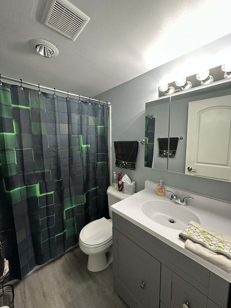 2315 Nan Street Aurora IL 60502