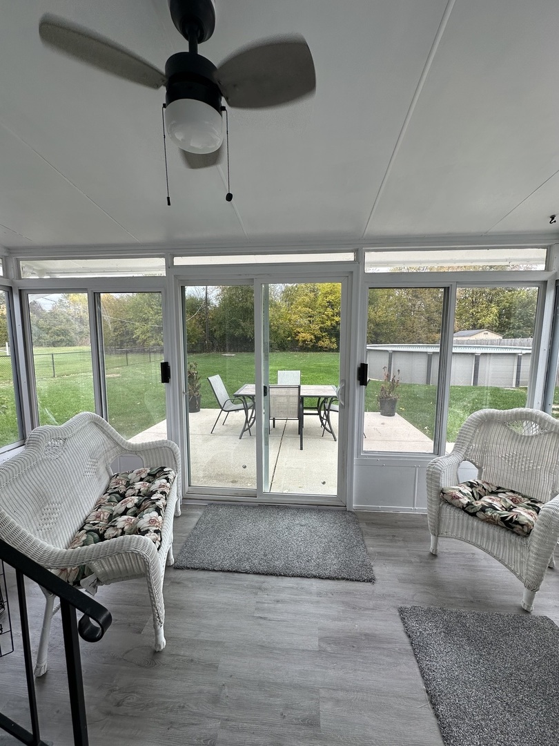 2315 Nan Street Aurora IL 60502