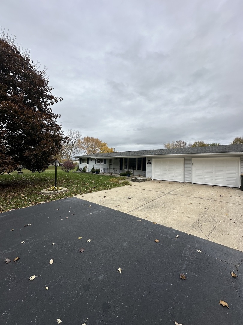 2315 Nan Street Aurora IL 60502