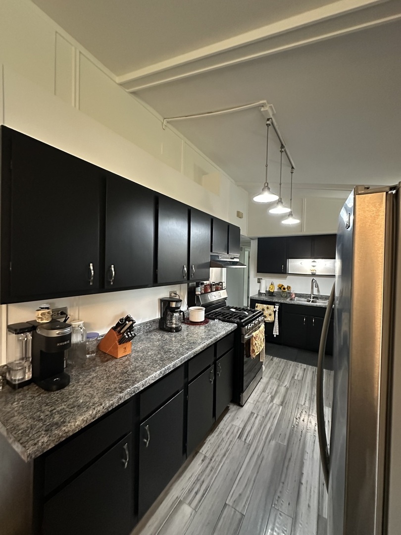 2315 Nan Street Aurora IL 60502