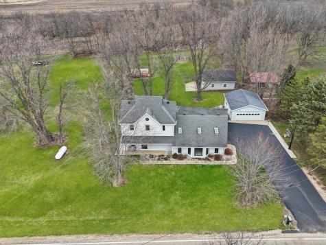 2472 West Red Oak Road Freeport IL 61032