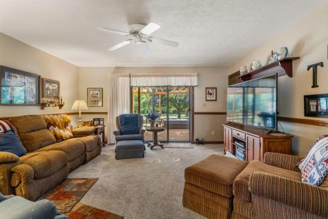 44 Glenbrook Court Fisher IL 61843