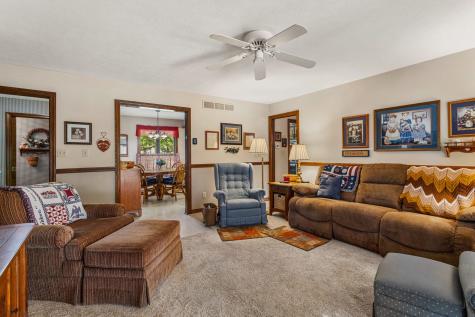 44 Glenbrook Court Fisher IL 61843