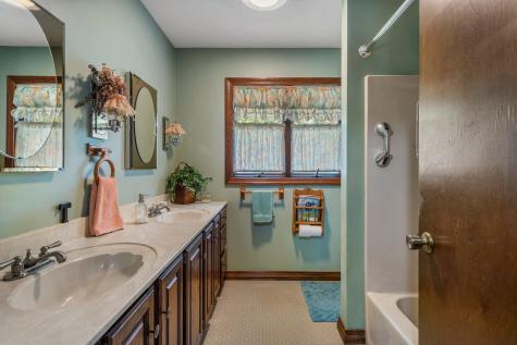 44 Glenbrook Court Fisher IL 61843