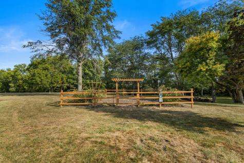 44 Glenbrook Court Fisher IL 61843