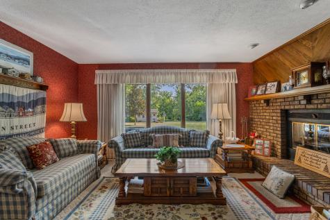 44 Glenbrook Court Fisher IL 61843