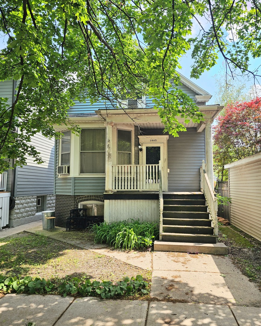 1965 West Berwyn Avenue Chicago IL 60640