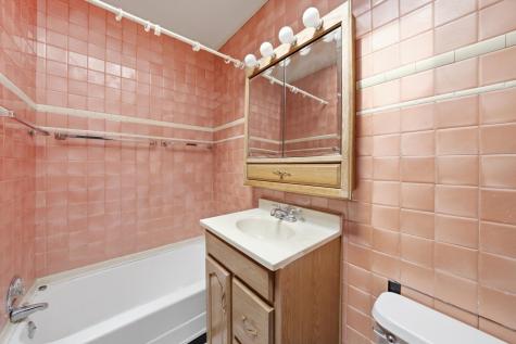 11223 South Forrestville Avenue Chicago IL 60628