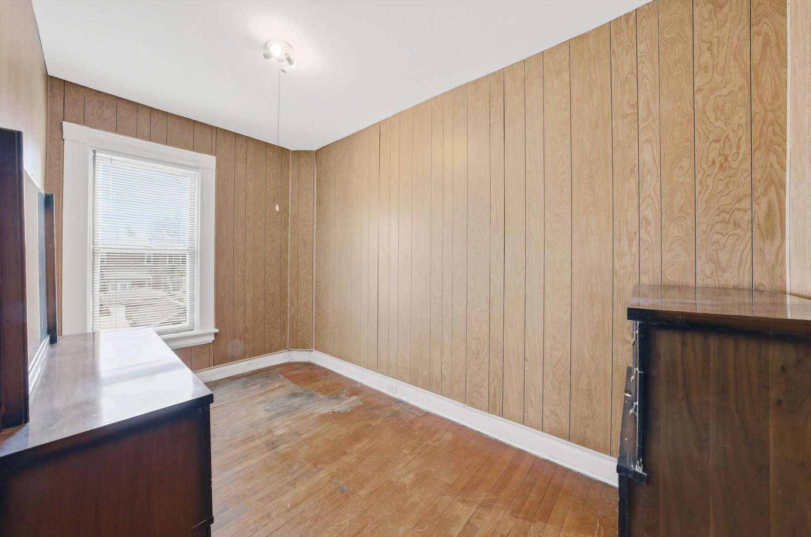 11223 South Forrestville Avenue Chicago IL 60628