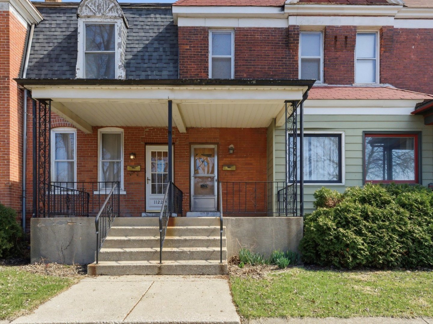 11223 South Forrestville Avenue Chicago IL 60628