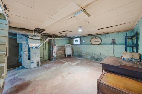 11223 South Forrestville Avenue Chicago IL 60628