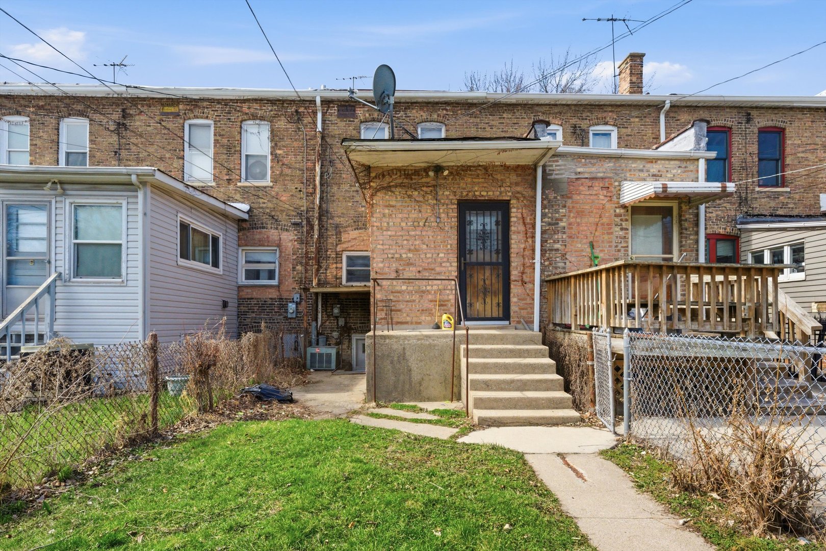 11223 South Forrestville Avenue Chicago IL 60628