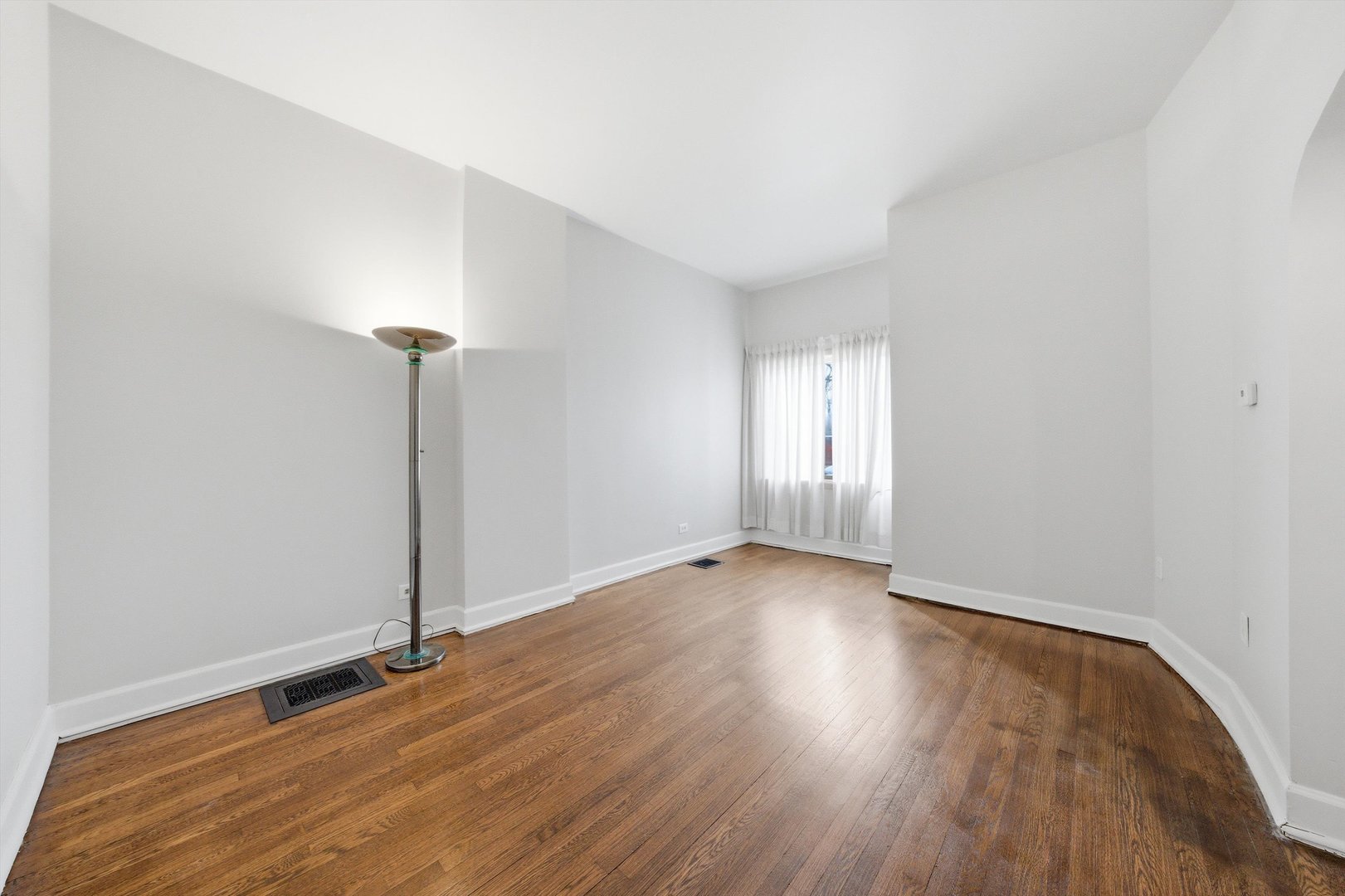 11223 South Forrestville Avenue Chicago IL 60628
