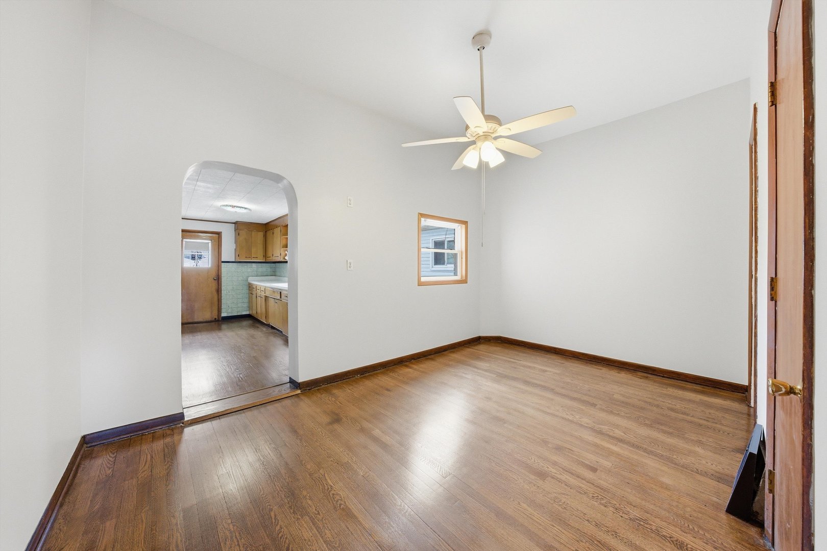 11223 South Forrestville Avenue Chicago IL 60628