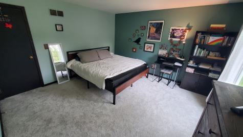 678 Ray Avenue West Chicago IL 60185