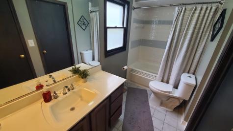 678 Ray Avenue West Chicago IL 60185