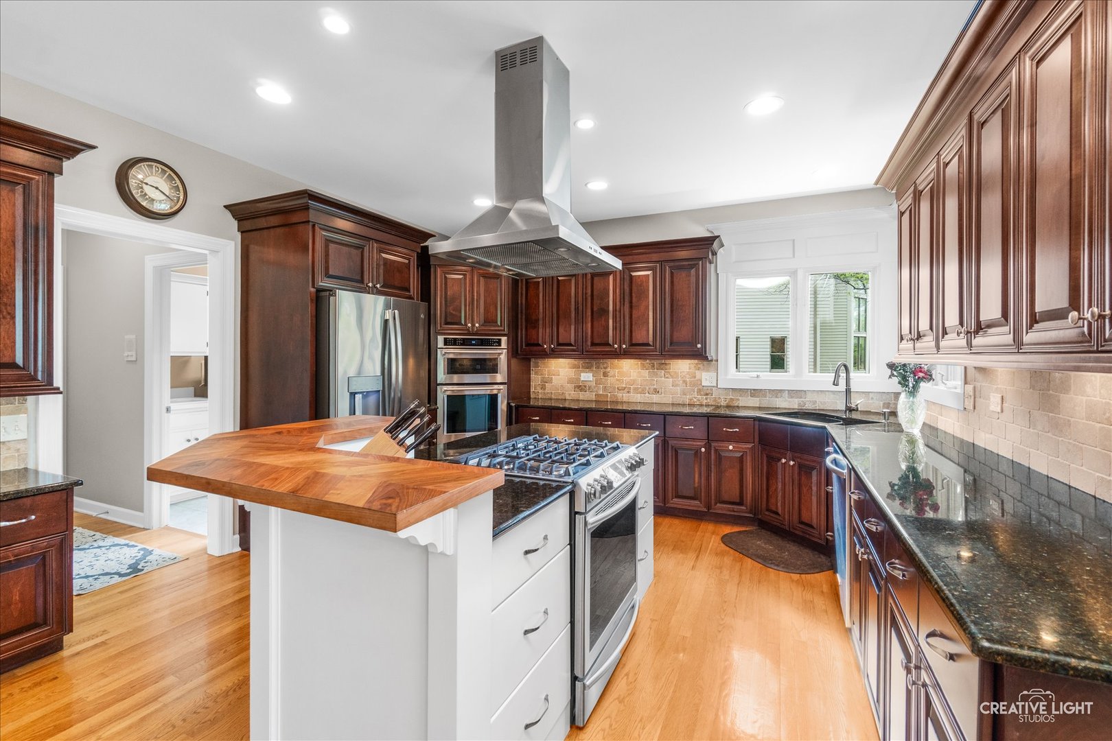 1728 Robert Lane Naperville IL 60564