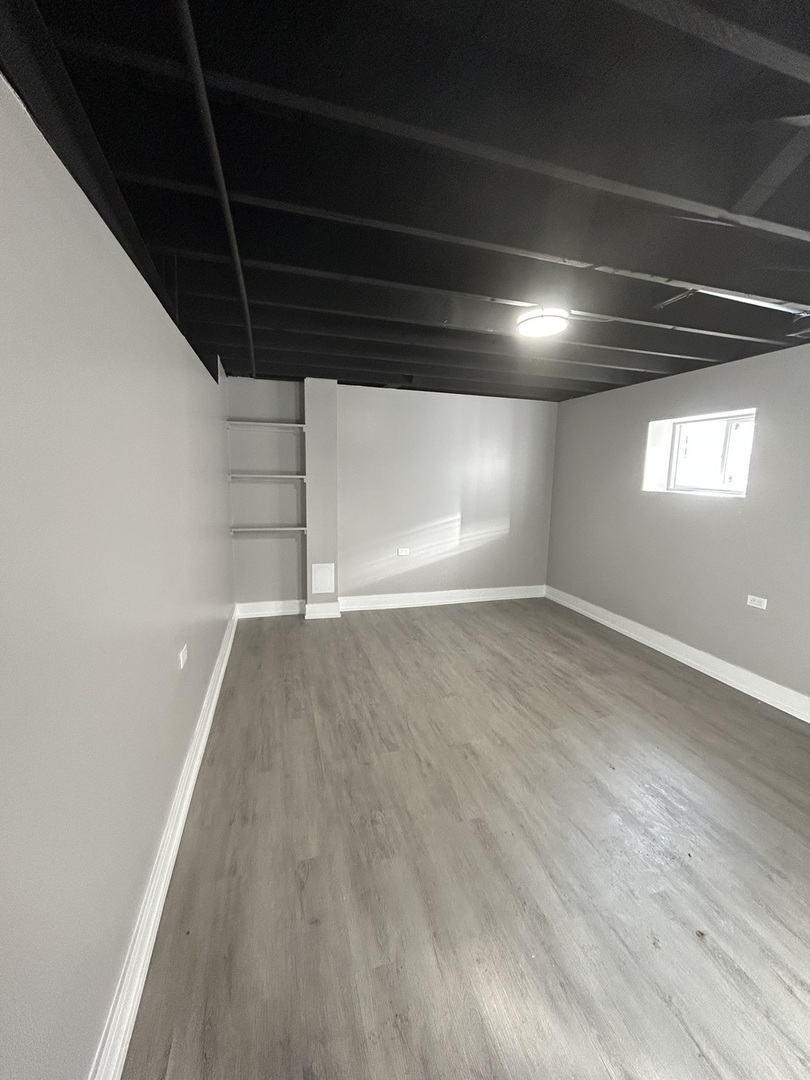 8916 South Merrill Avenue Chicago IL 60617