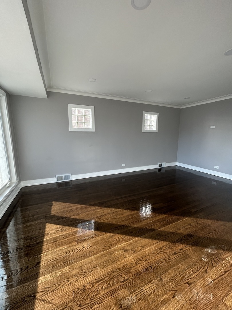 8916 South Merrill Avenue Chicago IL 60617