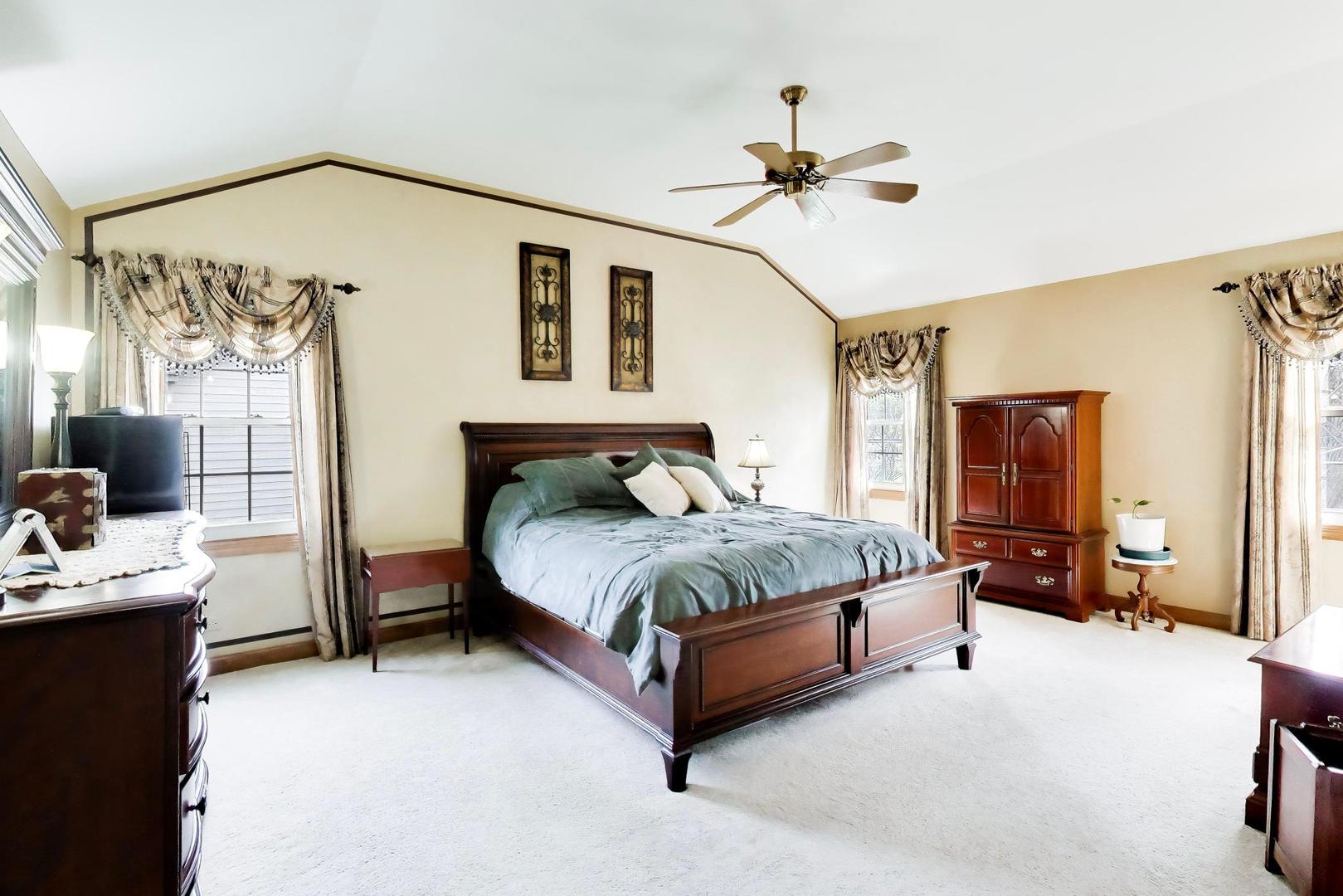 1528 Sequoia Road Naperville IL 60540