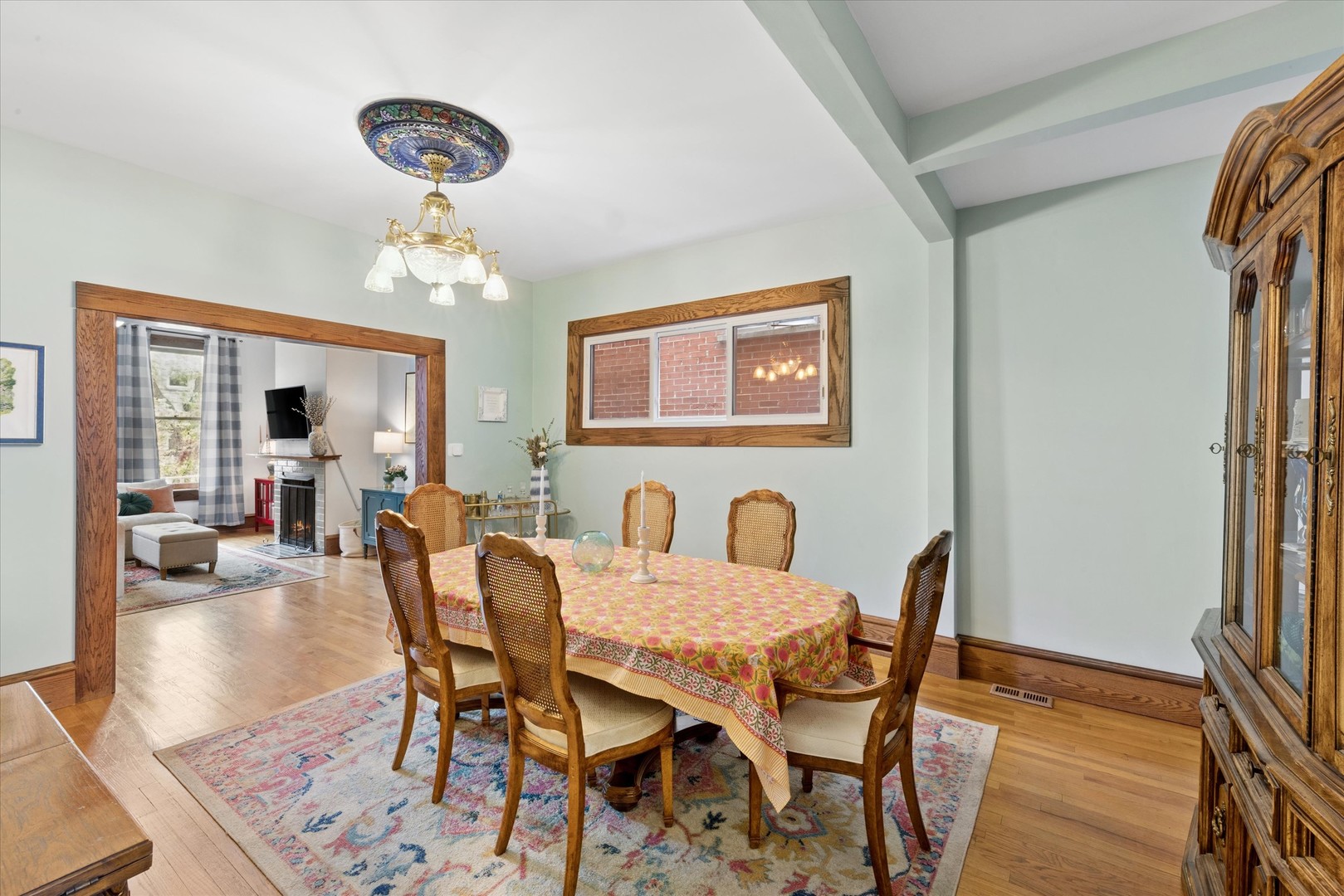 812 South Bell Avenue Chicago IL 60612