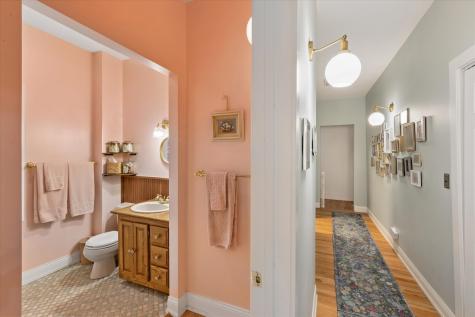 812 South Bell Avenue Chicago IL 60612