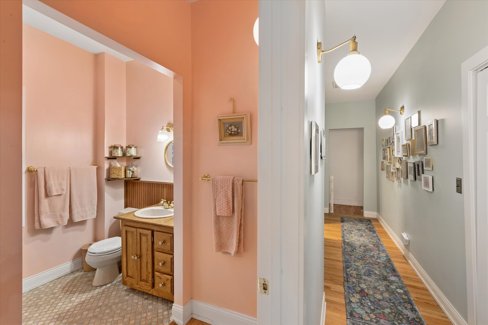 812 South Bell Avenue Chicago IL 60612