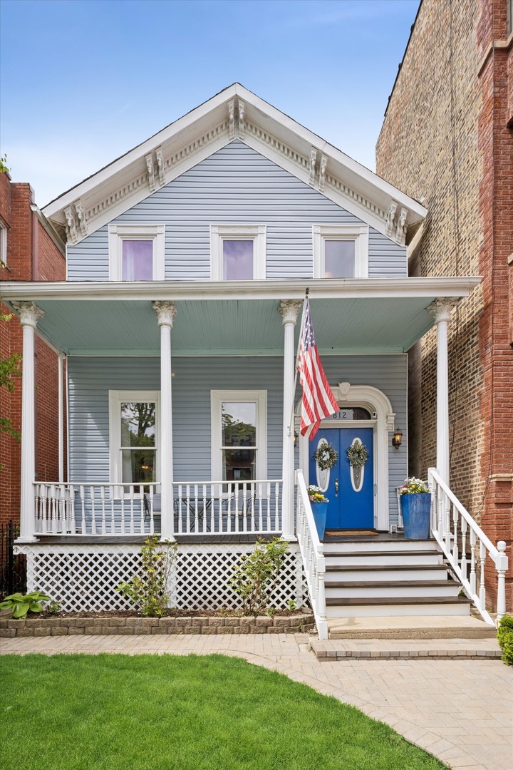 812 South Bell Avenue Chicago IL 60612