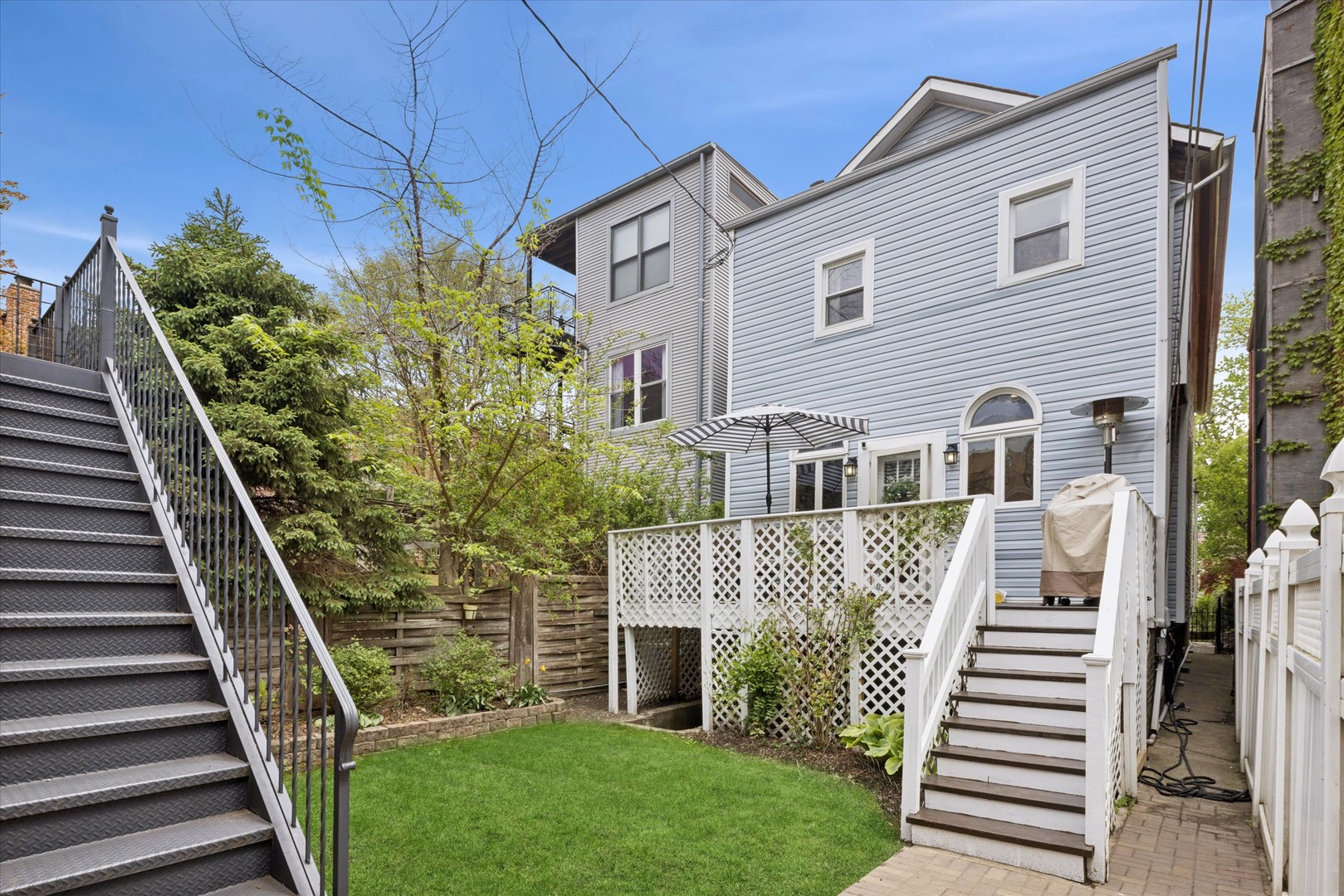 812 South Bell Avenue Chicago IL 60612