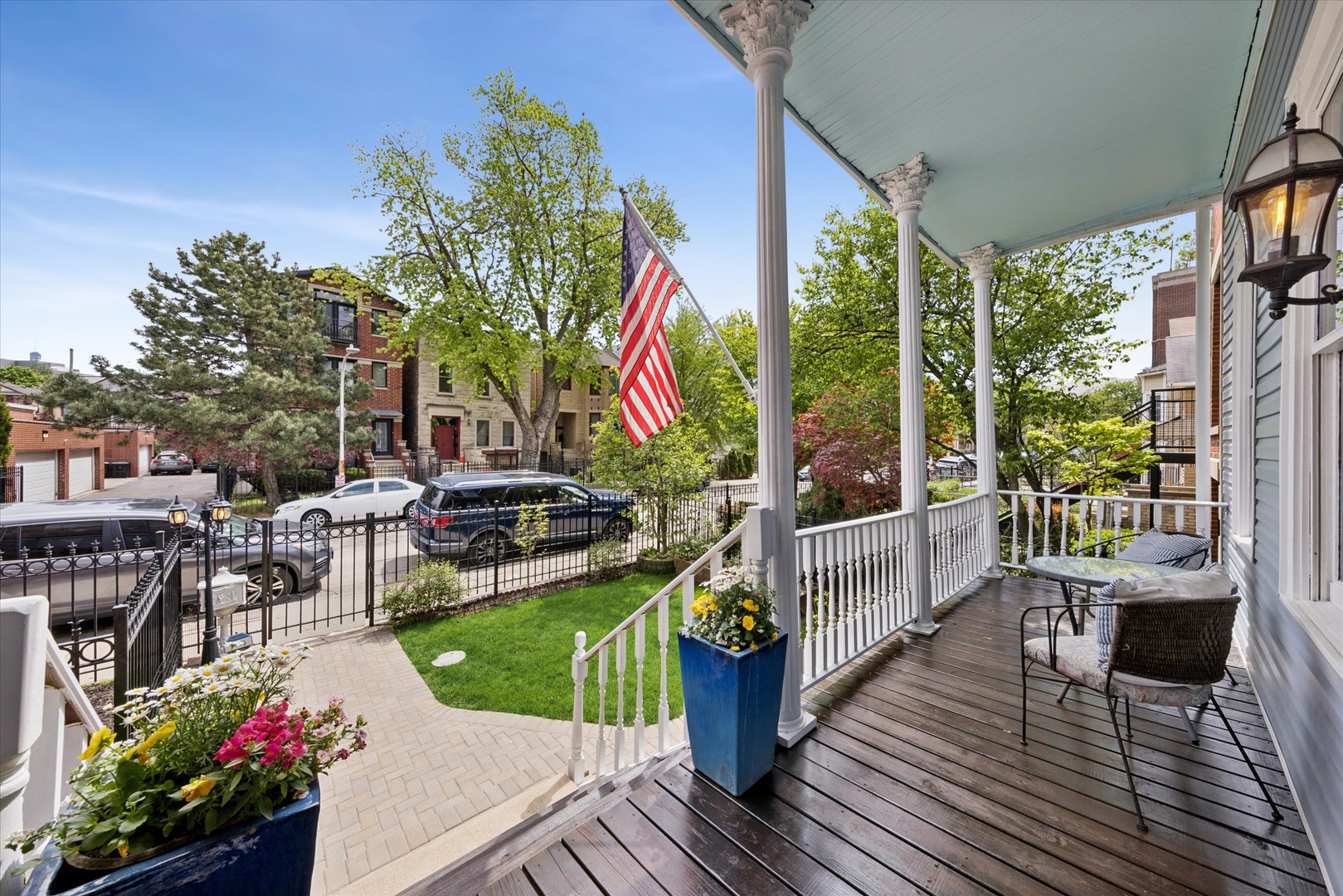 812 South Bell Avenue Chicago IL 60612