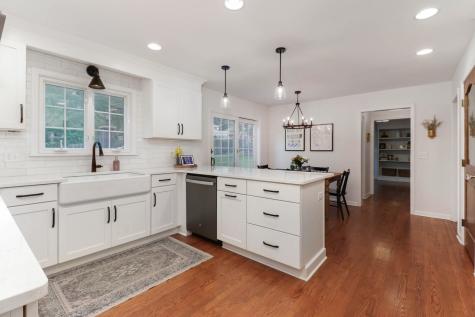 206 Fleetwood Drive Bloomington IL 61701