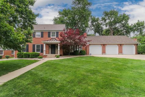 206 Fleetwood Drive Bloomington IL 61701