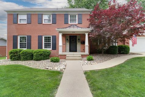 206 Fleetwood Drive Bloomington IL 61701