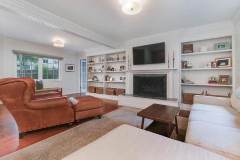 206 Fleetwood Drive Bloomington IL 61701
