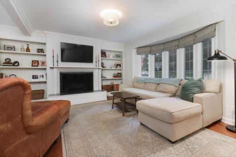 206 Fleetwood Drive Bloomington IL 61701