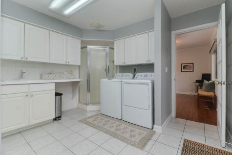 206 Fleetwood Drive Bloomington IL 61701