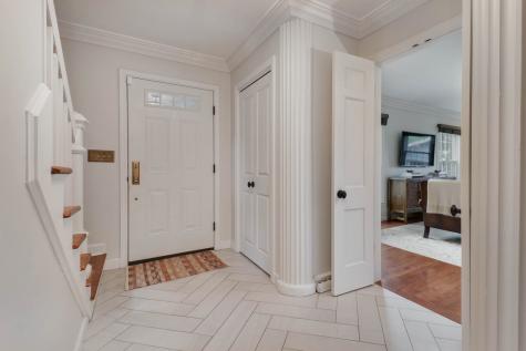 206 Fleetwood Drive Bloomington IL 61701