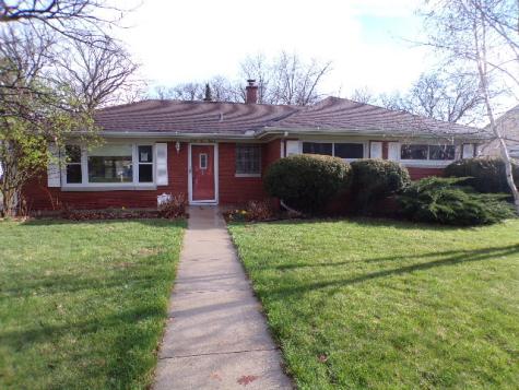 4512 24TH Avenue Rock Island IL 60201
