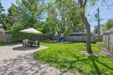 1063 Osterman Avenue Deerfield IL 60015