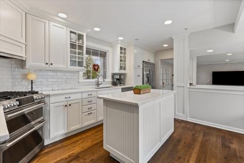 605 North Chestnut Avenue Arlington Heights IL 60004