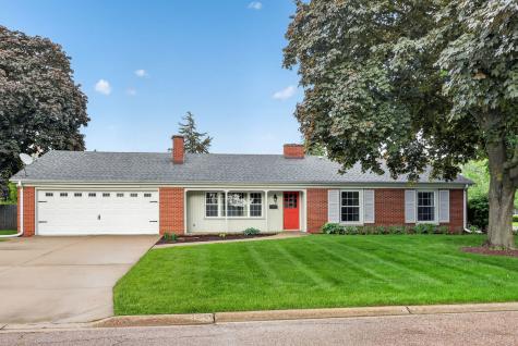 180 Alschuler Drive Aurora IL 60506