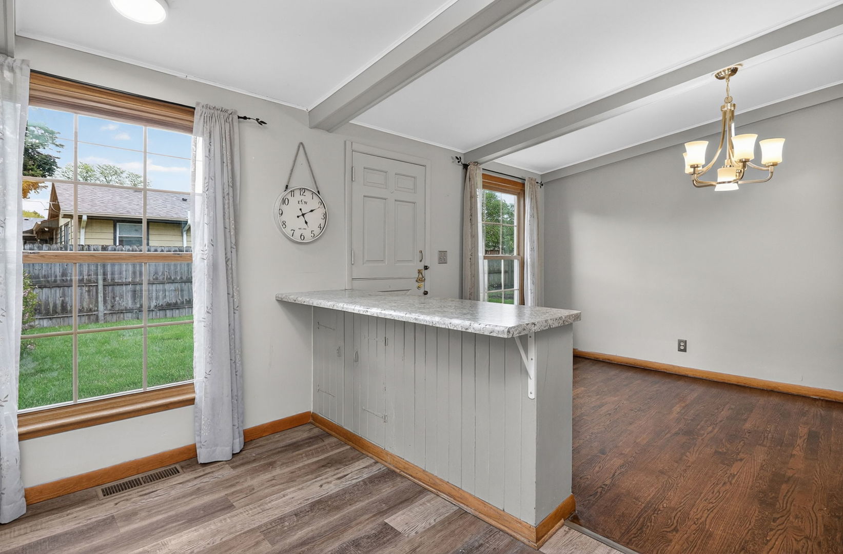 180 Alschuler Drive Aurora IL 60506