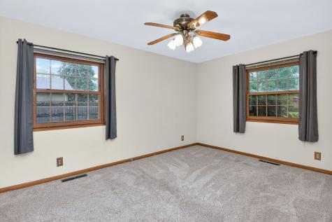 180 Alschuler Drive Aurora IL 60506